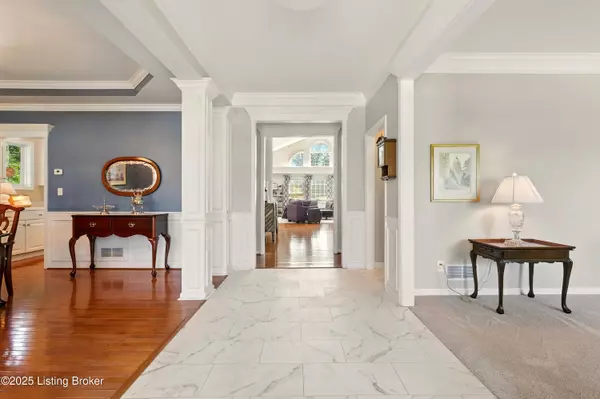 Louisville, KY 40291,6600 Poplar Forest Ln