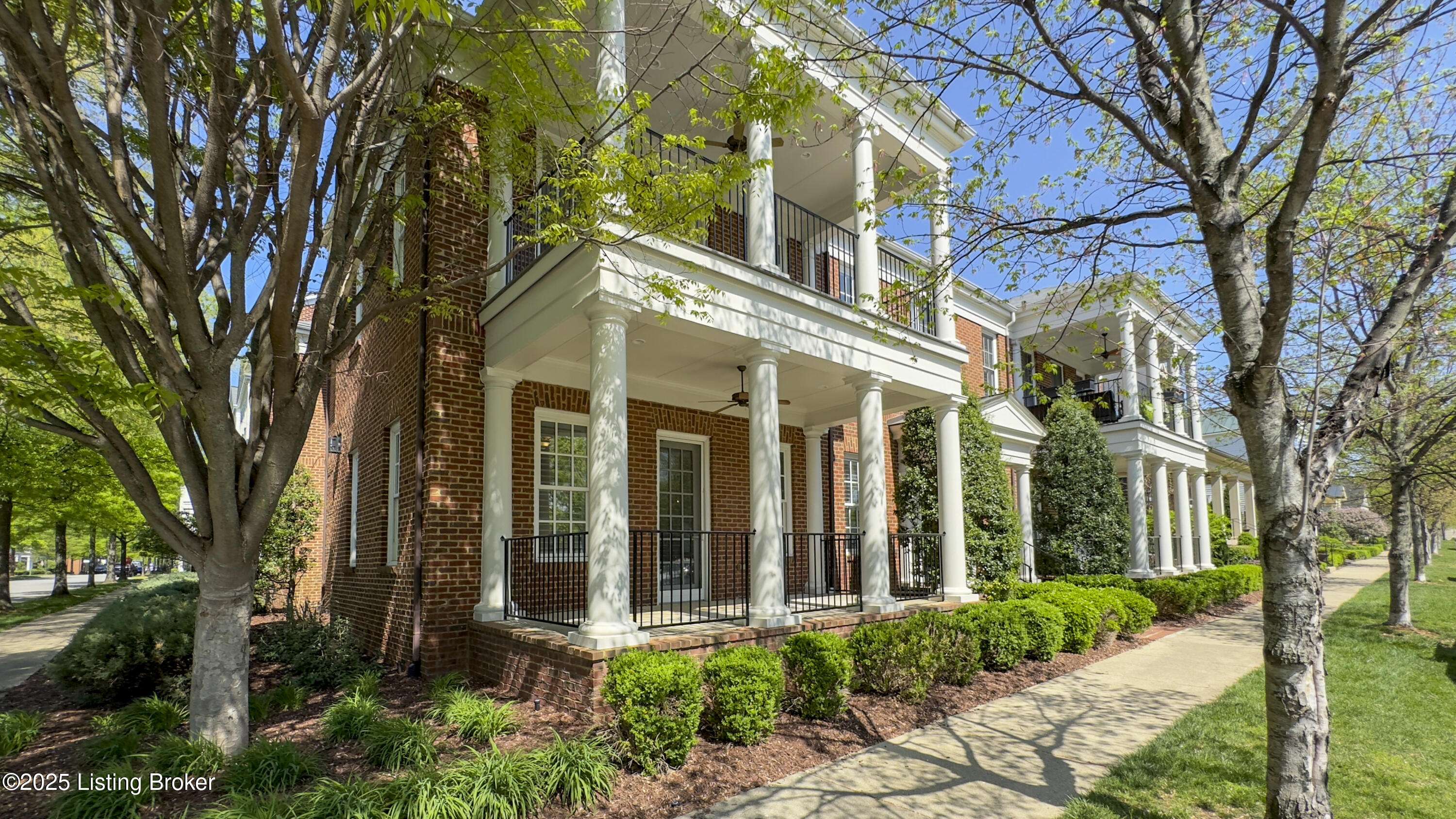 9201 Dayflower St #101, Prospect, KY 40059