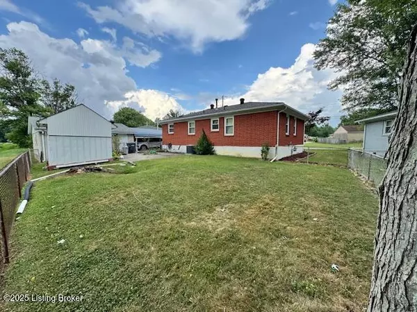 Louisville, KY 40258,8024 N Blake Ln