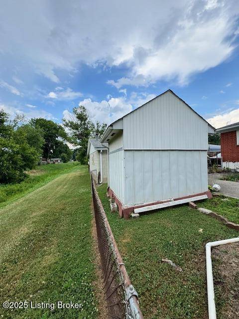 Louisville, KY 40258,8024 N Blake Ln