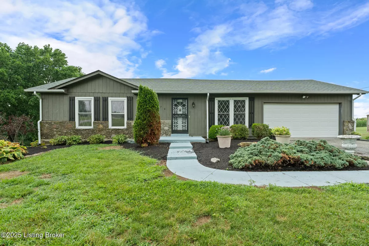 Eminence, KY 40019,370 Hillspring Rd