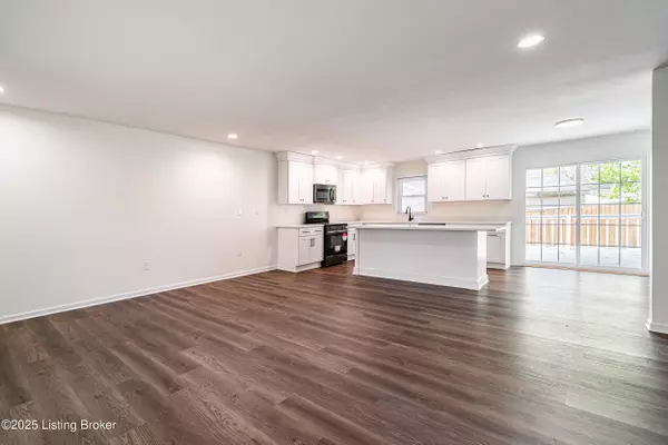 Louisville, KY 40272,3801 Iron Horse WAY