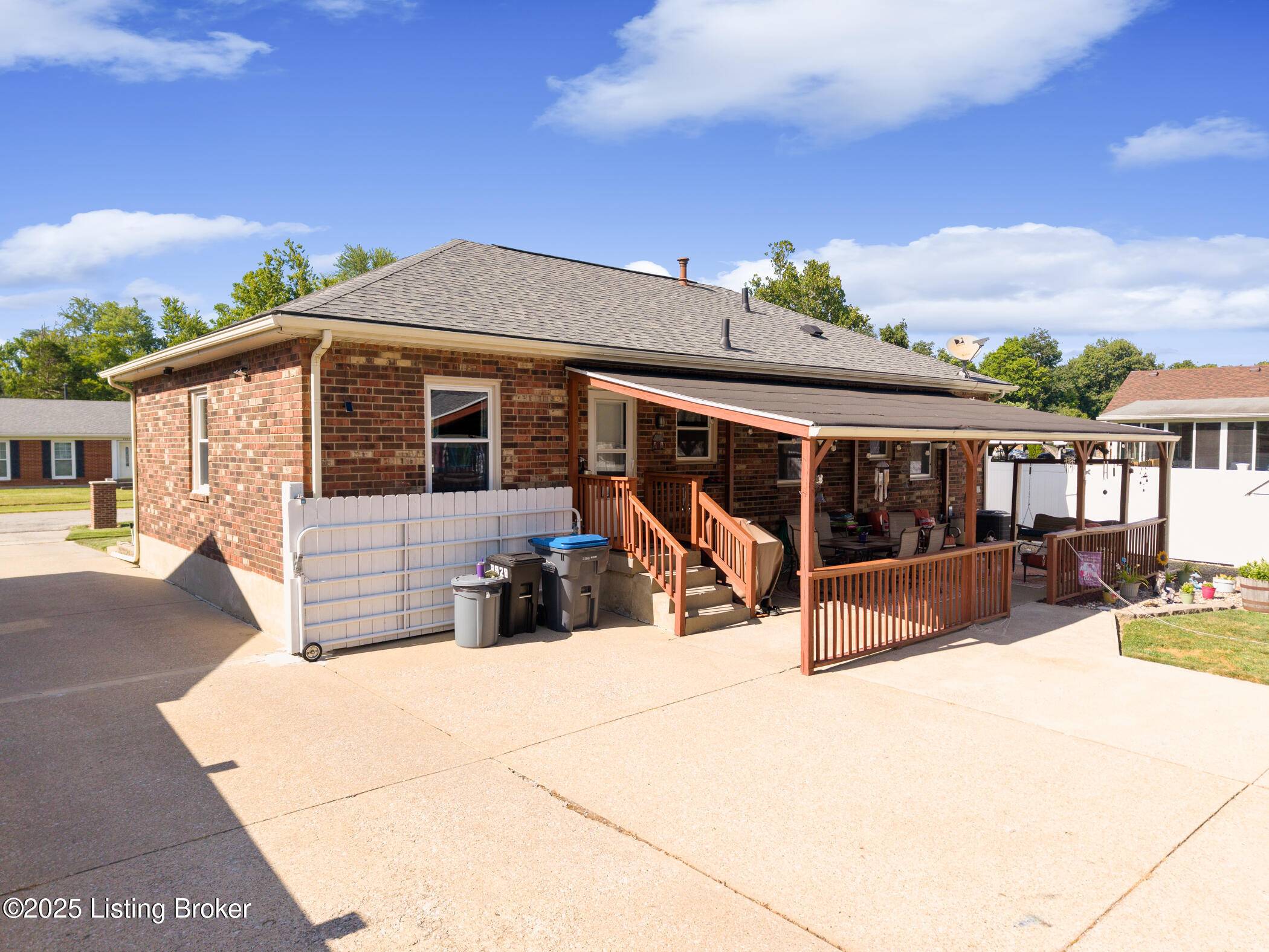 Louisville, KY 40291,8928 Brandywyne Dr