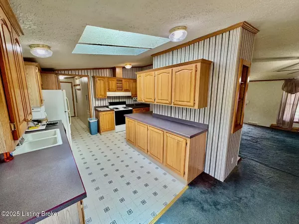 Springfield, KY 40069,534 Long Lick Ln