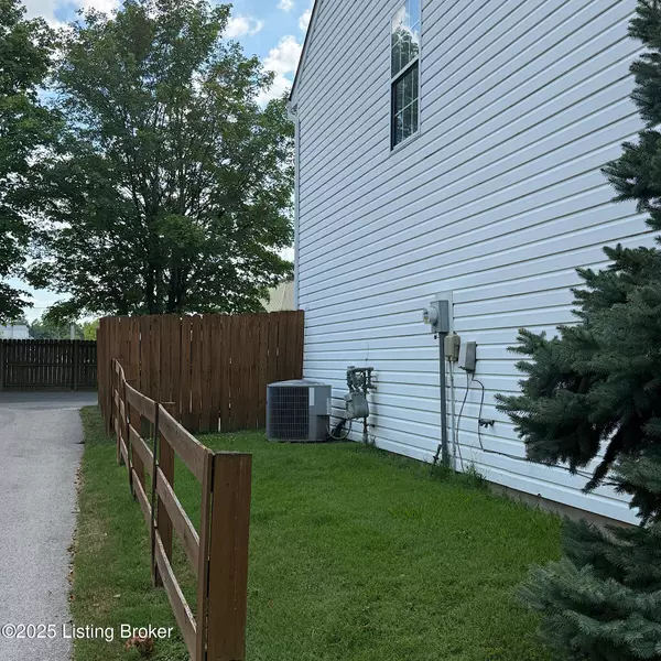 Louisville, KY 40243,12428 Brothers Ave