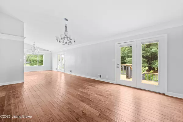 Louisville, KY 40222,6415 Glenwood Rd