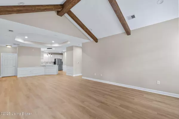 Louisville, KY 40245,404 Baines WAY
