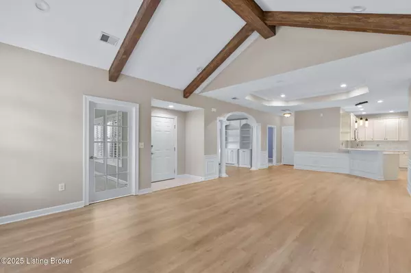 Louisville, KY 40245,404 Baines WAY