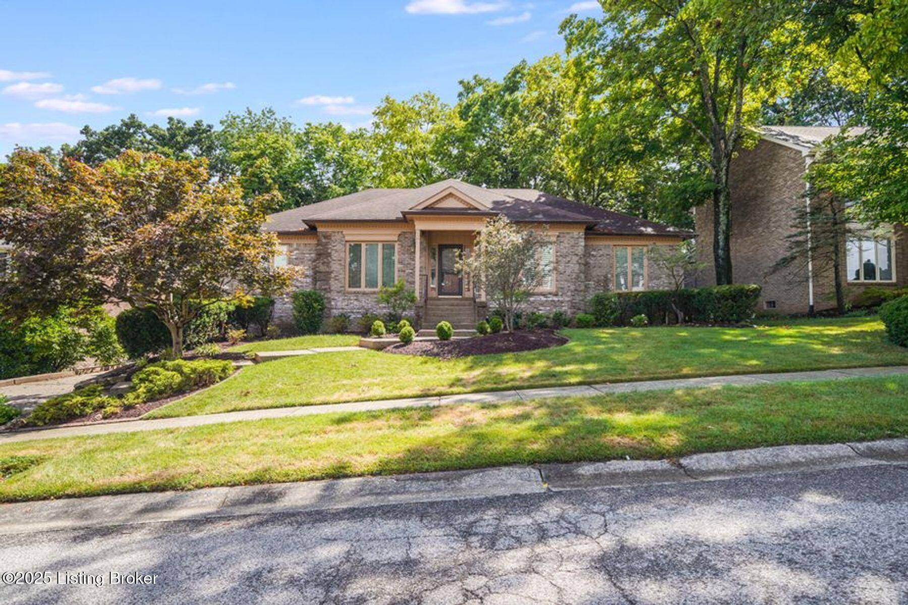 Louisville, KY 40245,14412 Lake Forest Dr