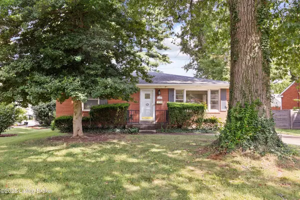 4407 Saint Regis Ln, Louisville, KY 40220