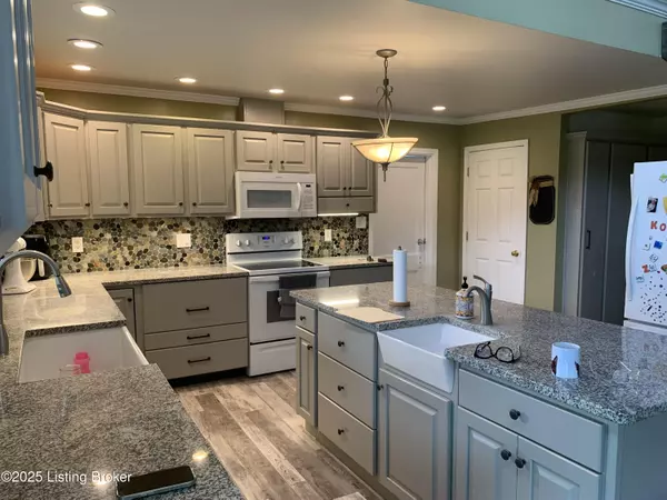 Smithfield, KY 40068,1545 Lake Jericho Rd
