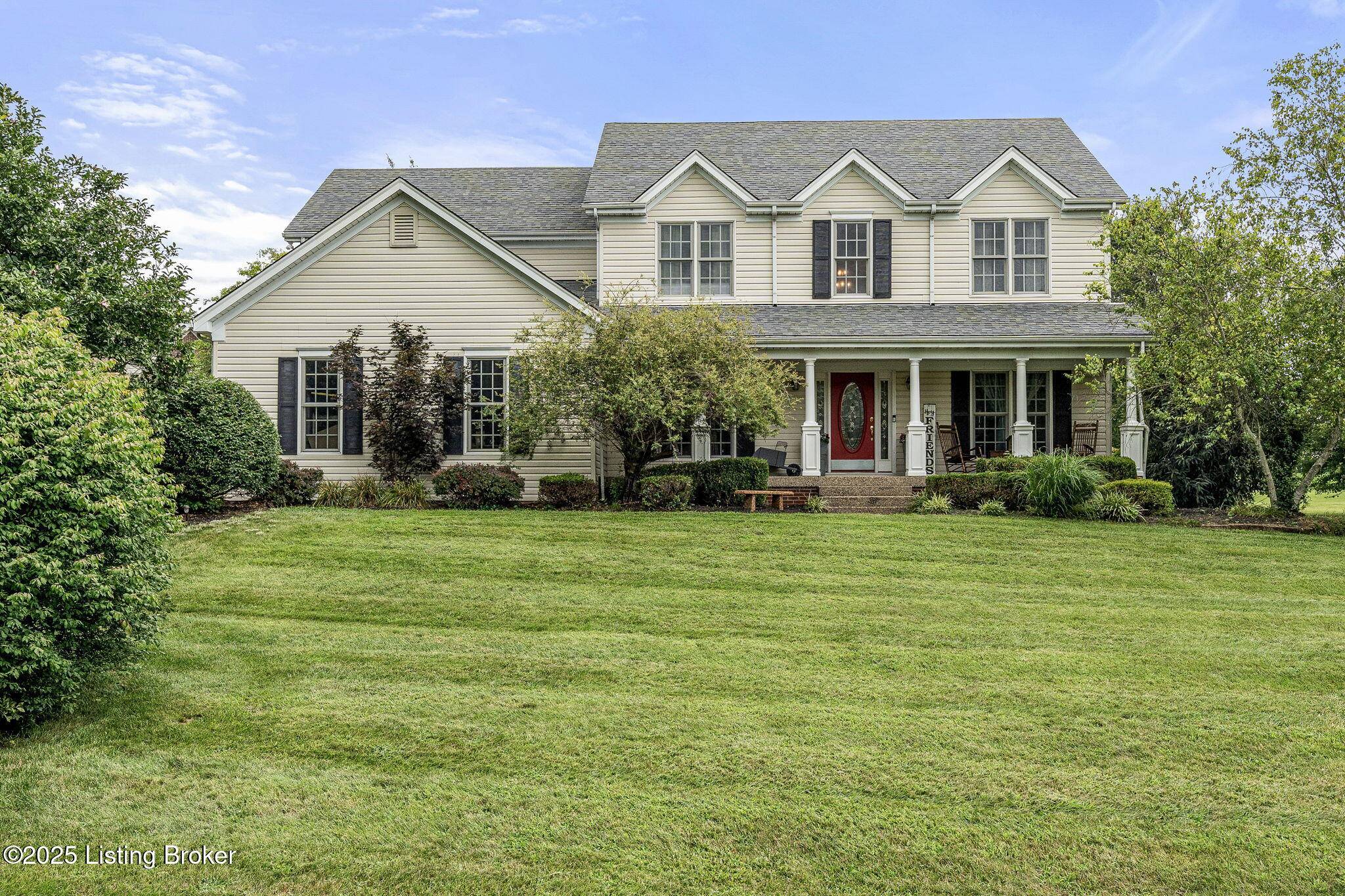 1622 Kamer Dr, La Grange, KY 40031