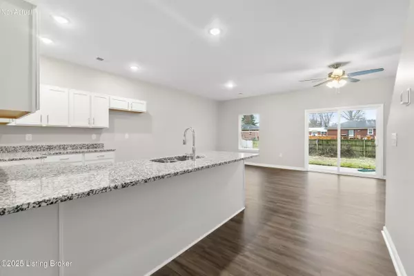 Louisville, KY 40216,3210 Maldon Ct