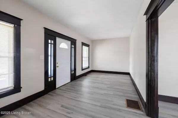 Louisville, KY 40212,3801 Miami Ave