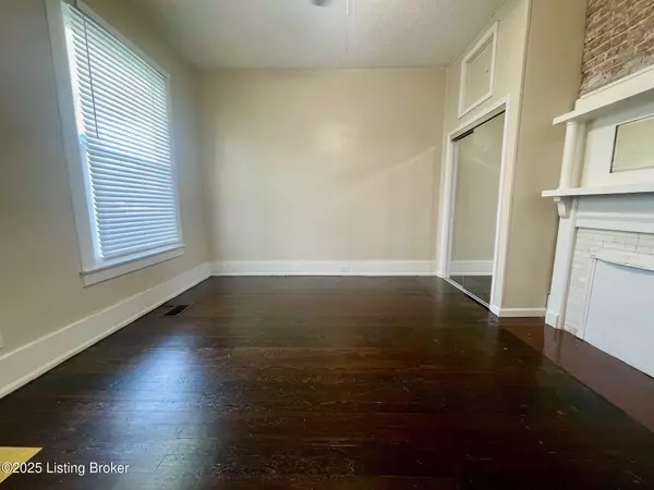 Louisville, KY 40204,813 Swan St