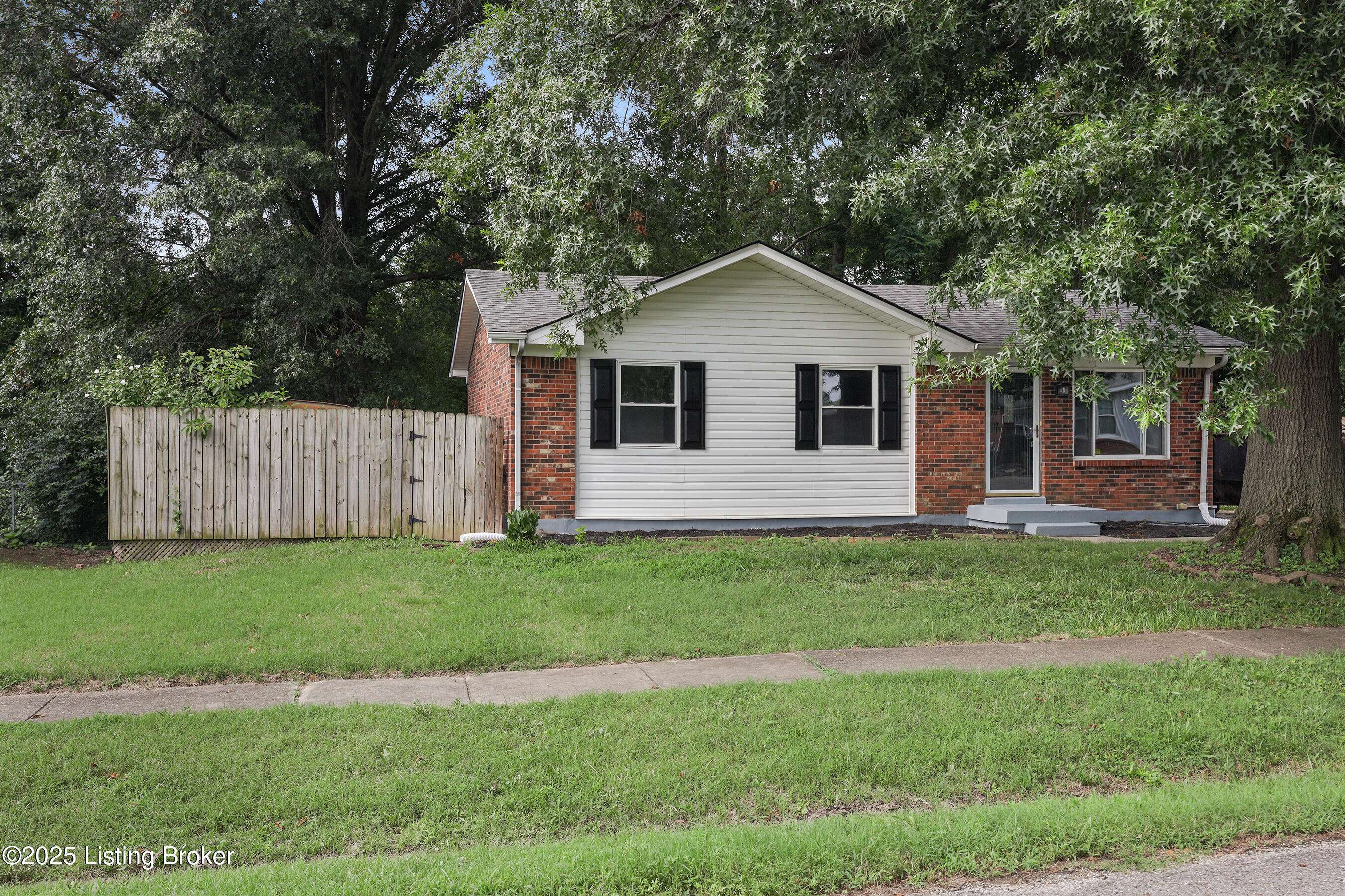 Louisville, KY 40272,6406 Riverdale Rd