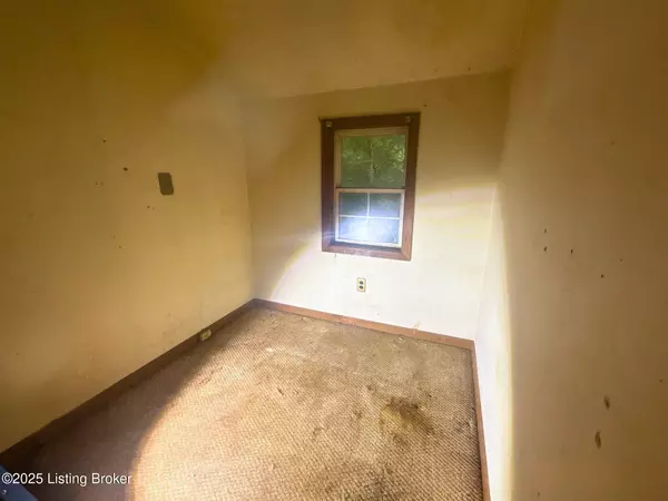 Hardinsburg, KY 40143,228 W 2nd St