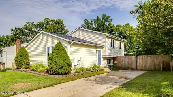 Crestwood, KY 40014,7431 W Orchard Grass Blvd