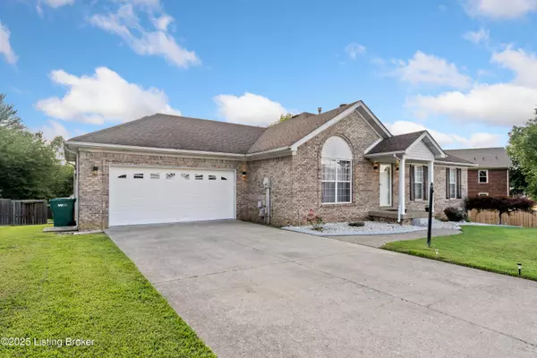 Louisville, KY 40214,803 Auburn Oaks Dr