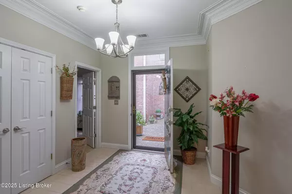 3704 Hurstbourne Ridge Blvd, Louisville, KY 40299