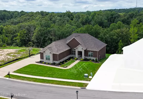 Louisville, KY 40214,8022 Wooded Ridge Dr