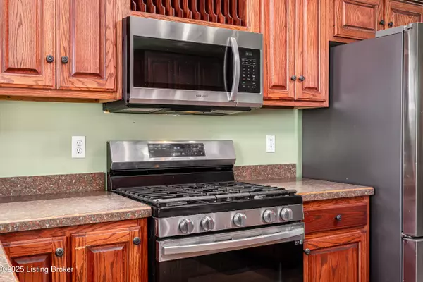 Taylorsville, KY 40071,3334 Mt Washington Rd