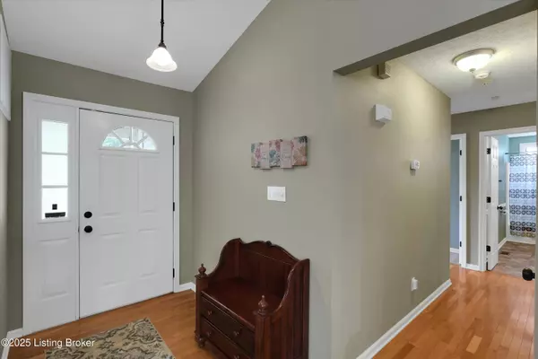Louisville, KY 40241,4615 Shenandoah Dr