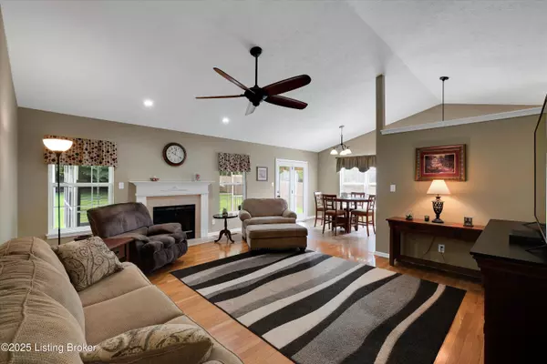 Louisville, KY 40241,4615 Shenandoah Dr