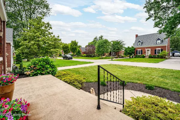 Louisville, KY 40207,3706 Saint Germaine Ct