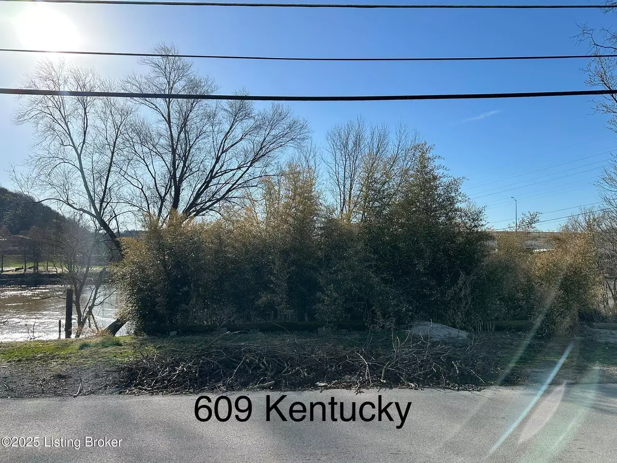 Frankfort, KY 40601,609 Kentucky Ave