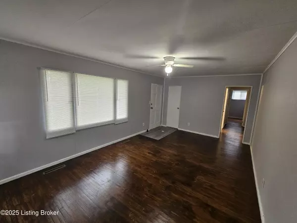 Louisville, KY 40242,1203 Stonewall WAY