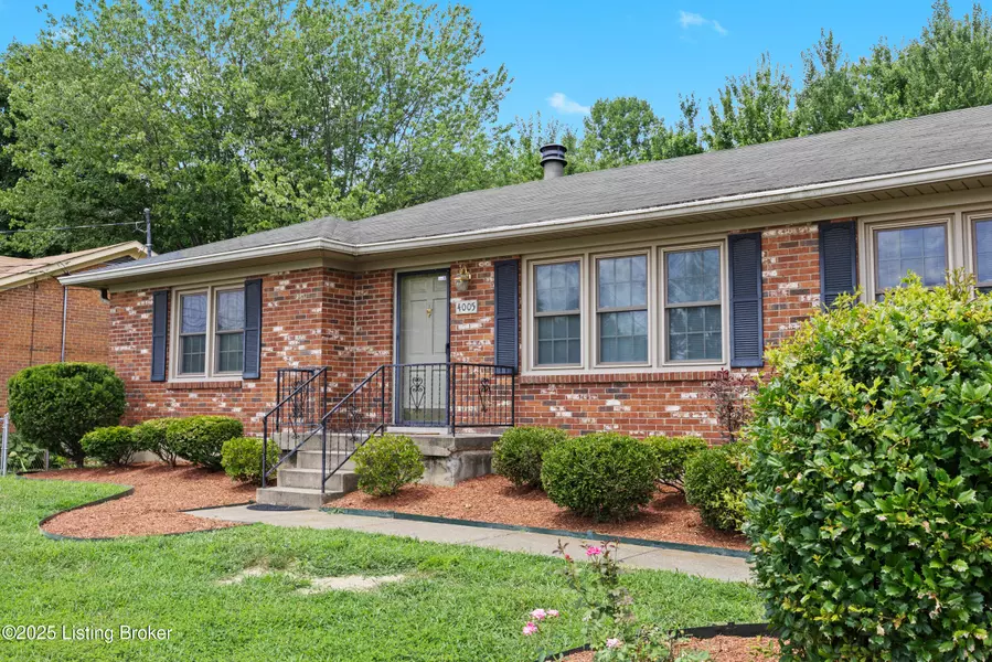 4005 Pinecroft Dr, Louisville, KY 40219