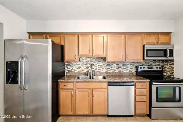 Louisville, KY 40299,4606 Haeringdon Dr