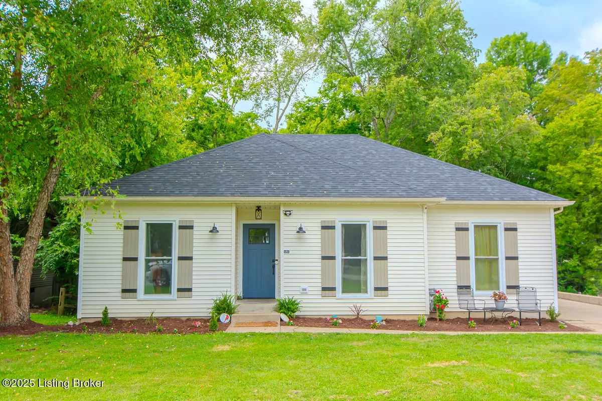 La Grange, KY 40031,517 E Washington St