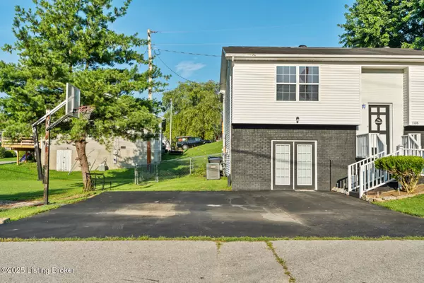 Frankfort, KY 40601,1108 Palisades Dr