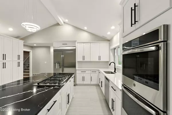 Prospect, KY 40059,3 Scenic Hill Ct