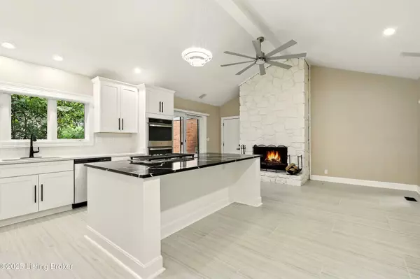 Prospect, KY 40059,3 Scenic Hill Ct