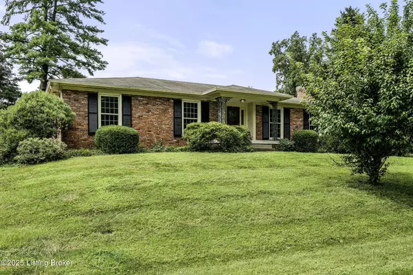 7412 Springvale Dr, Louisville, KY 40241