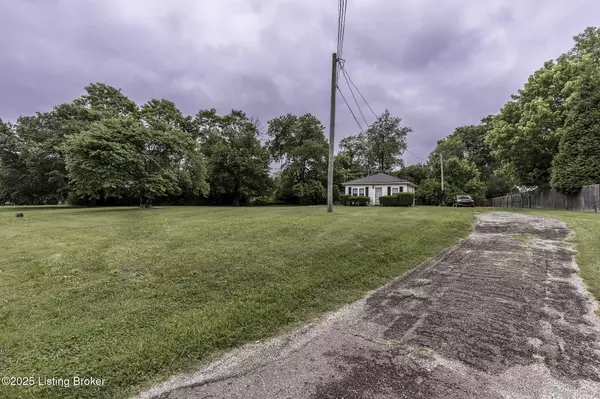 Louisville, KY 40299,9416 Old Six Mile Ln