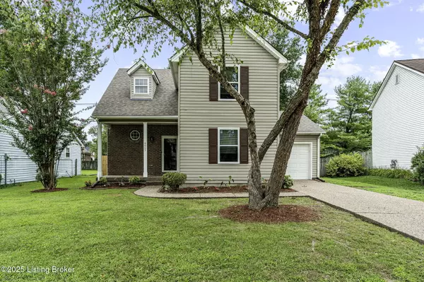 8007 Apple Valley Dr, Louisville, KY 40228