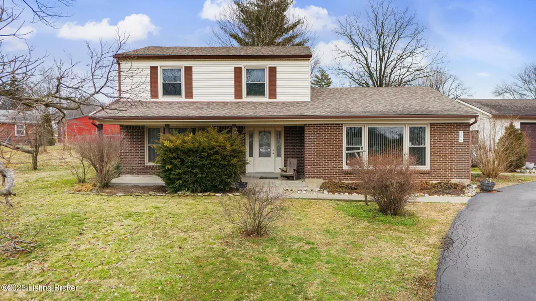 200 Castlerock Dr, Shepherdsville, KY 40165