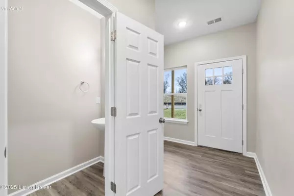 Louisville, KY 40216,3201 Maldon Ct