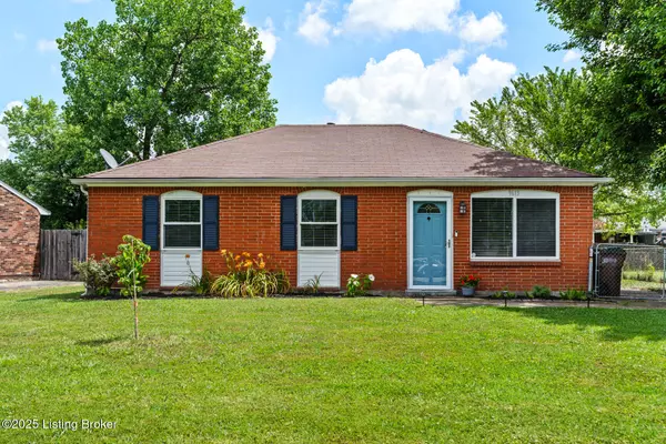 9613 Scarborough Ave, Louisville, KY 40272