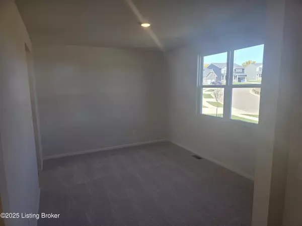 Shelbyville, KY 40065,917 Triplett Cir