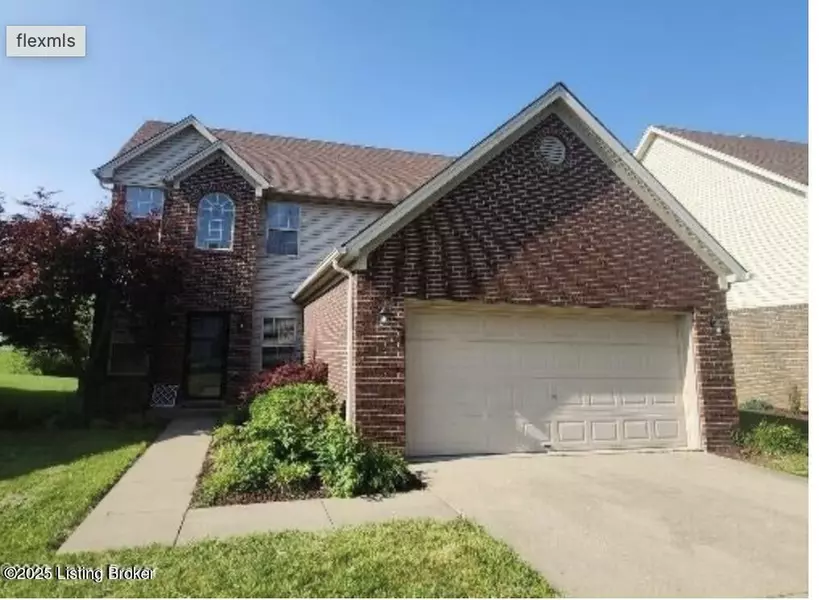 7223 Meadow Ridge Dr, Louisville, KY 40218