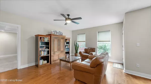 Louisville, KY 40206,2411 Brownsboro Rd #410