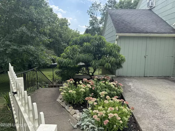 Danville, KY 40422,621 Old Shakertown Rd