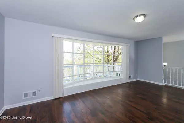 Louisville, KY 40214,1210 Rudgate CV
