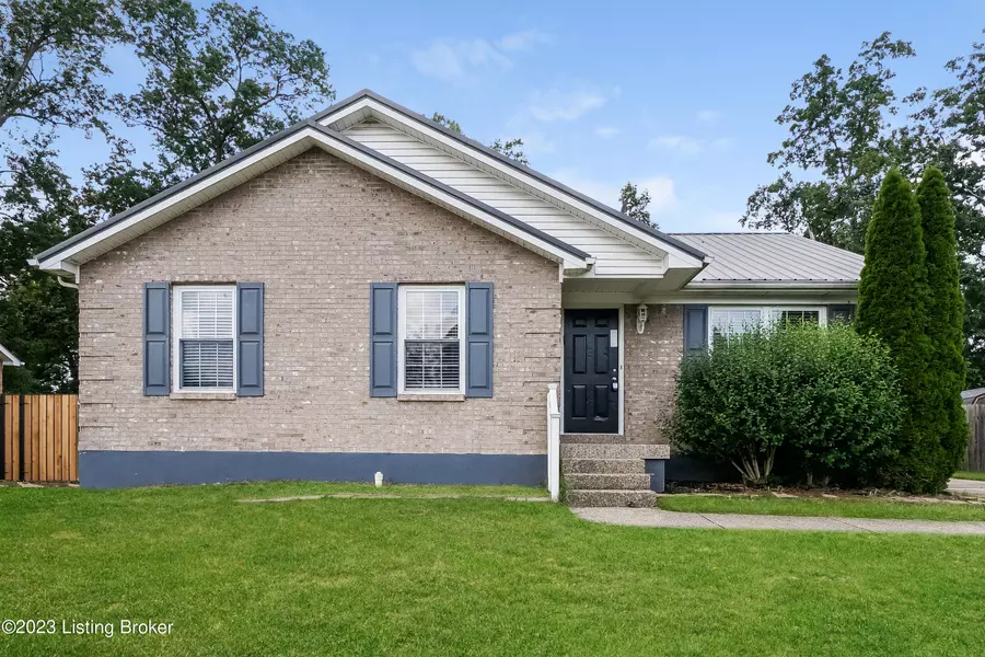 523 River Oaks Dr, Shepherdsville, KY 40165