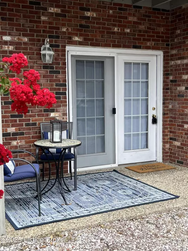 Lyndon, KY 40242,1103 Powerhouse Ln #UNIT 101